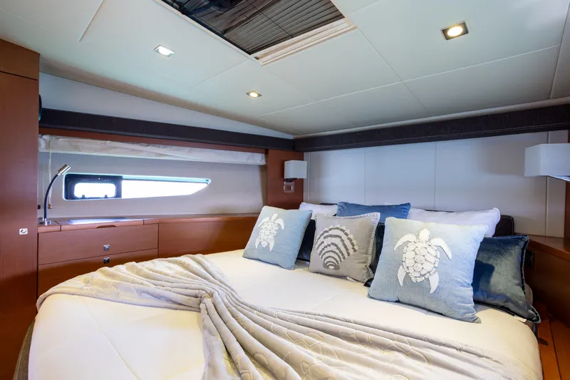 Slide: The Image of Prestige 620 2013 - 39