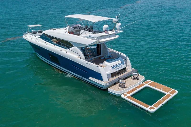 Slide: The Image of Prestige 620 2013 - 6