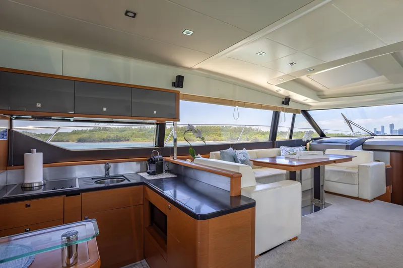 Slide: The Image of Prestige 620 2013 - 26