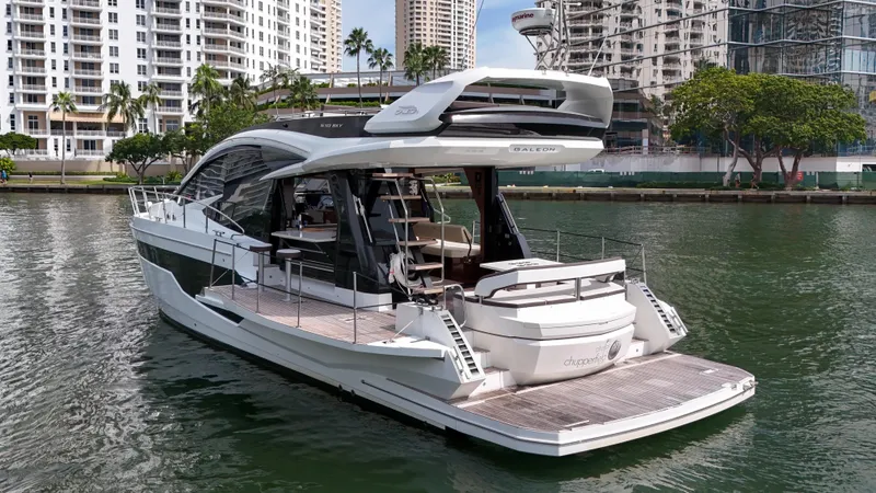 Slide: The Image of Galeon 510 Sky 2020 - 30