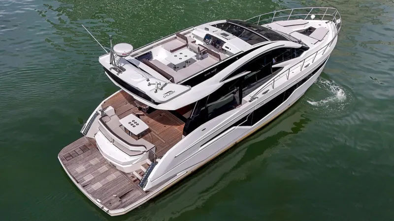 Slide: The Image of Galeon 510 Sky 2020 - 10