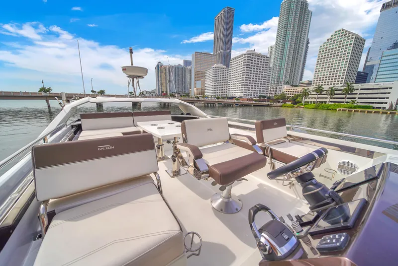 Slide: The Image of Galeon 510 Sky 2020 - 102