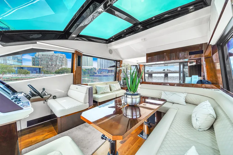 Slide: The Image of Galeon 510 Sky 2020 - 83