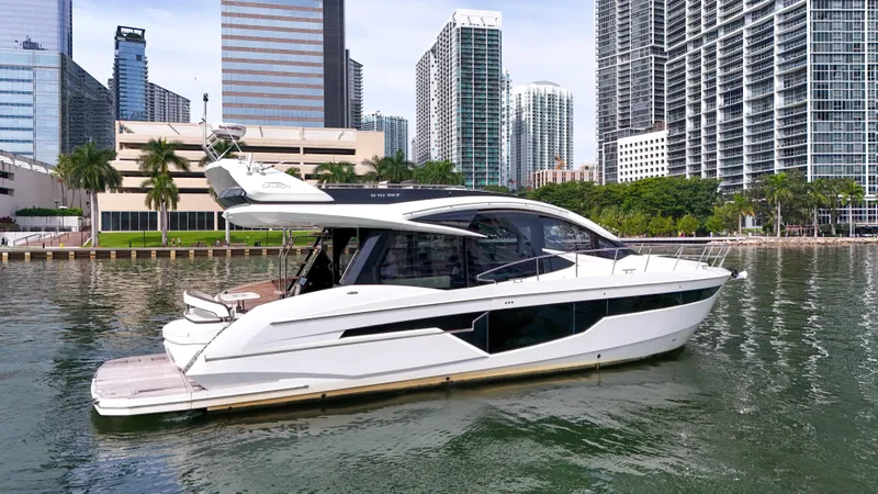 Slide: The Image of Galeon 510 Sky 2020 - 2