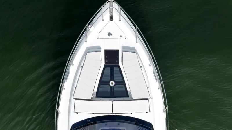 Slide: The Image of Galeon 510 Sky 2020 - 19