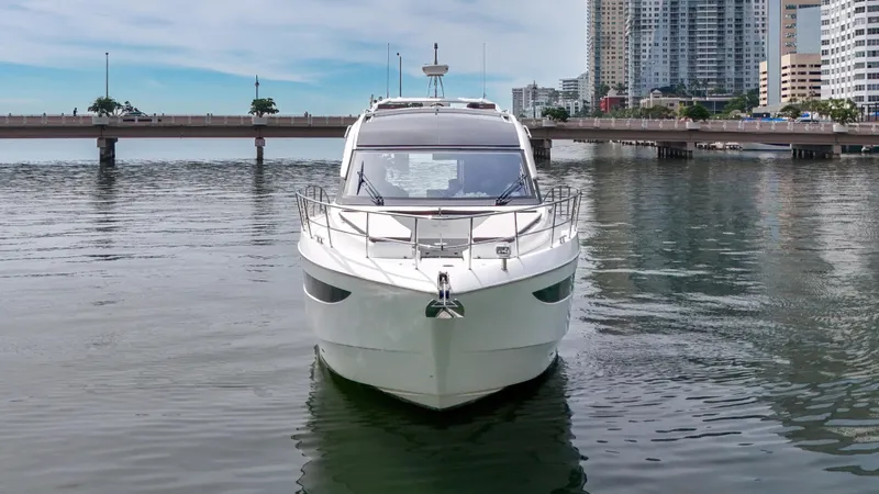 Slide: The Image of Galeon 510 Sky 2020 - 7