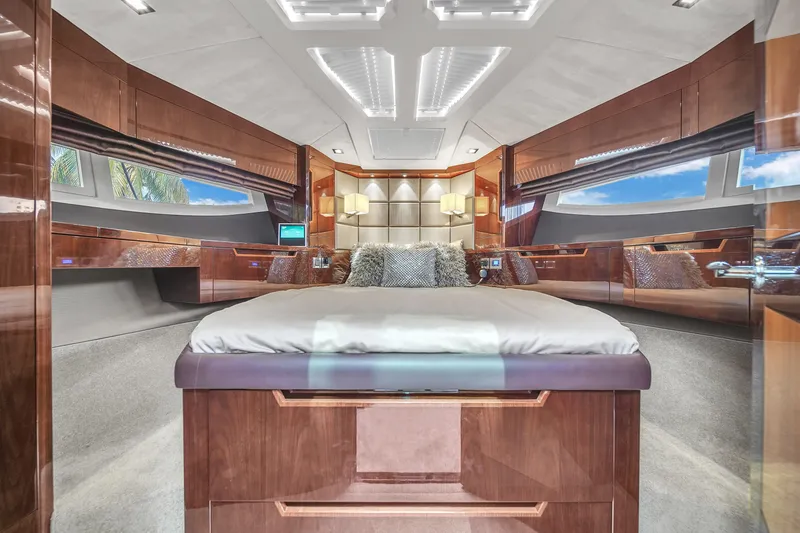 Slide: The Image of Galeon 510 Sky 2020 - 59