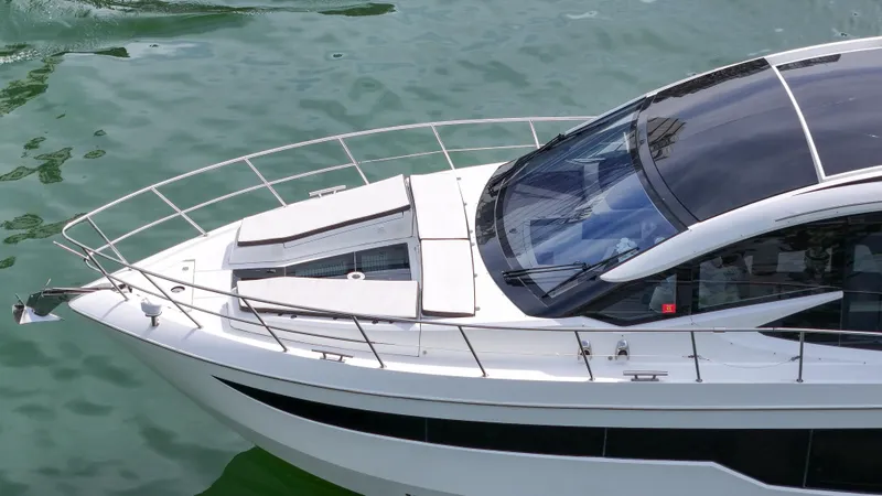 Slide: The Image of Galeon 510 Sky 2020 - 15
