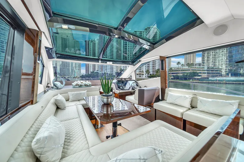 Slide: The Image of Galeon 510 Sky 2020 - 74