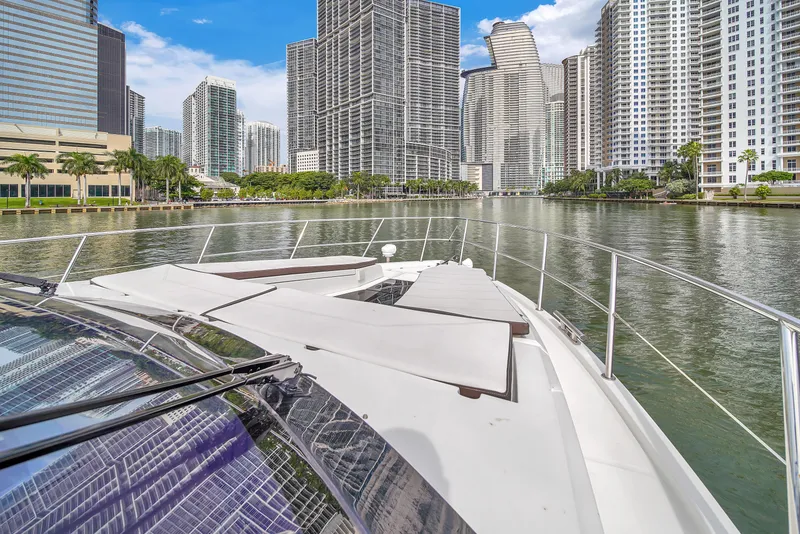 Slide: The Image of Galeon 510 Sky 2020 - 92