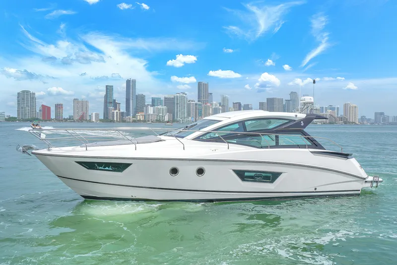 Slide: The Image of Beneteau Gran Turismo 40 2019 - 1