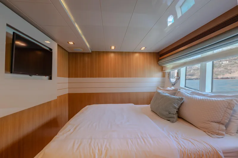 Slide: The Image of Ferretti Custom Line 100 2012 - 27