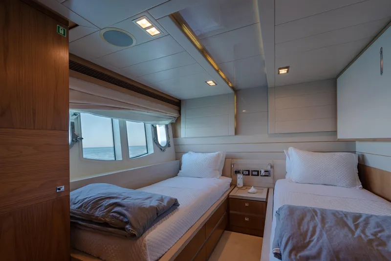 Slide: The Image of Ferretti Custom Line 100 2012 - 26