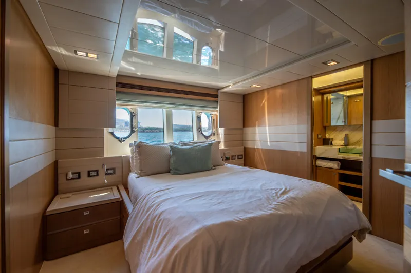Slide: The Image of Ferretti Custom Line 100 2012 - 17