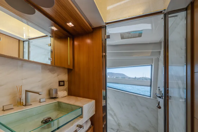 Slide: The Image of Ferretti Custom Line 100 2012 - 22