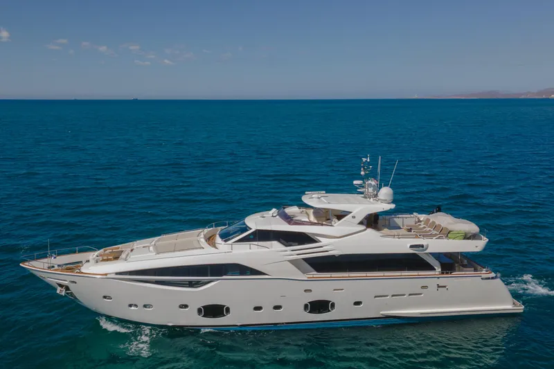 The Image of Ferretti Custom Line 100 2012 - 0