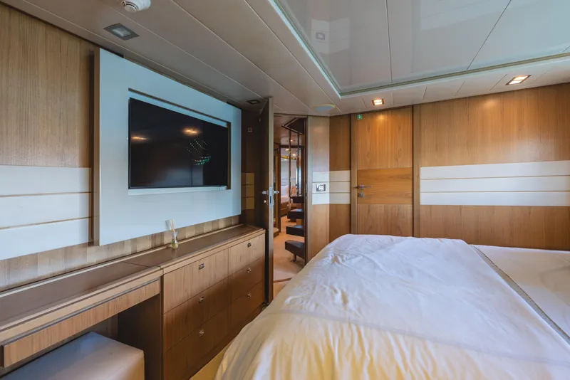 Slide: The Image of Ferretti Custom Line 100 2012 - 18