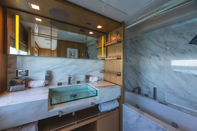 Slide: The Image of Ferretti Custom Line 100 2012 - 16