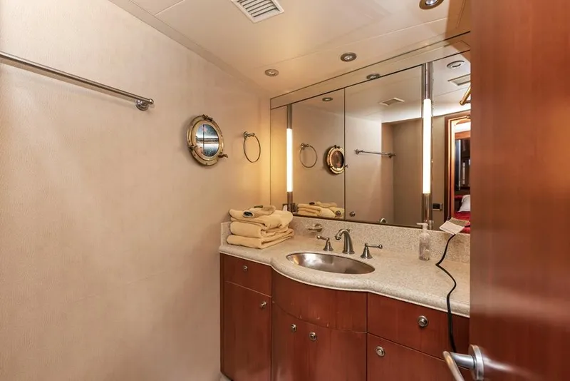 Slide: The Image of Nordlund 88 Long Range Yachtfish 2006 - 22
