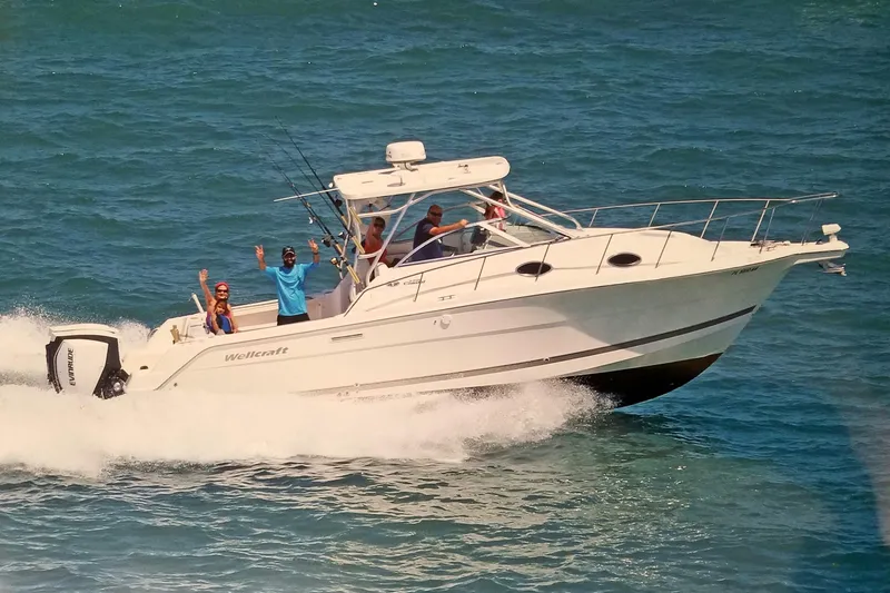Slide: The Image of Wellcraft 290 Coastal 2005 - 1