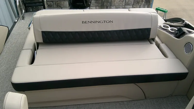 Slide: The Image of Bennington 25 QXSBA 2027 - 11