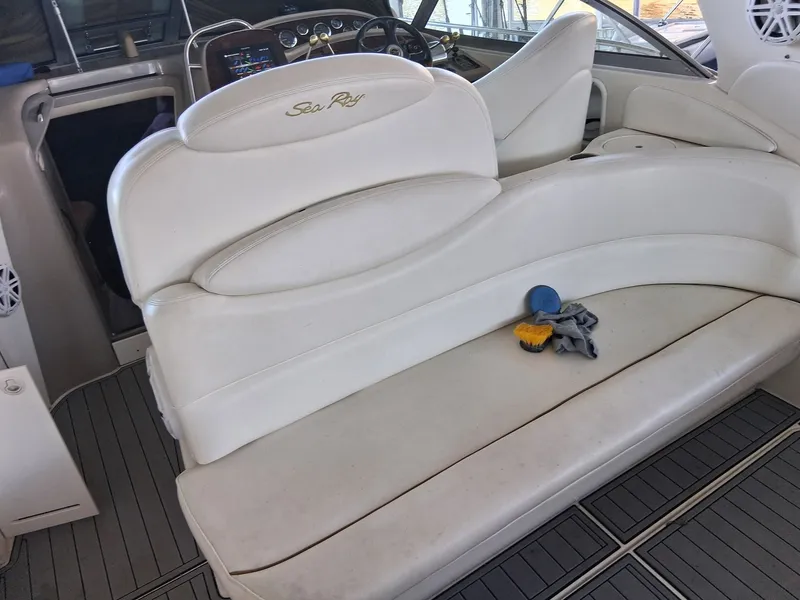 Slide: The Image of Sea Ray 340 Sundancer 2001 - 11