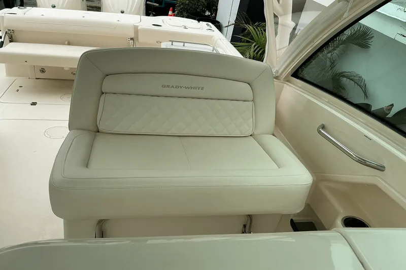 Slide: The Image of Grady-White Freedom 325 2025 - 10