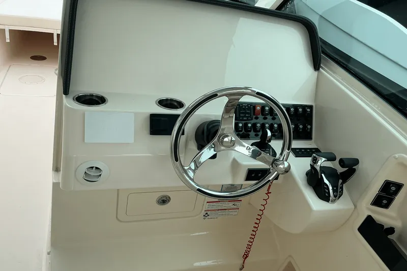 Slide: The Image of Grady-White Freedom 325 2025 - 9