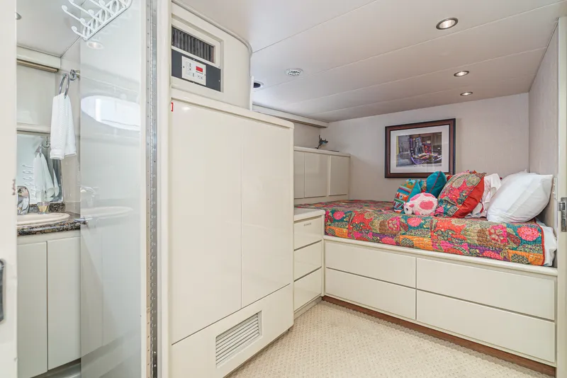 Slide: The Image of Barattucci Yachts Yacht Fisher 1992 - 15
