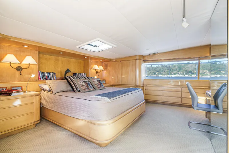 Slide: The Image of Barattucci Yachts Yacht Fisher 1992 - 10
