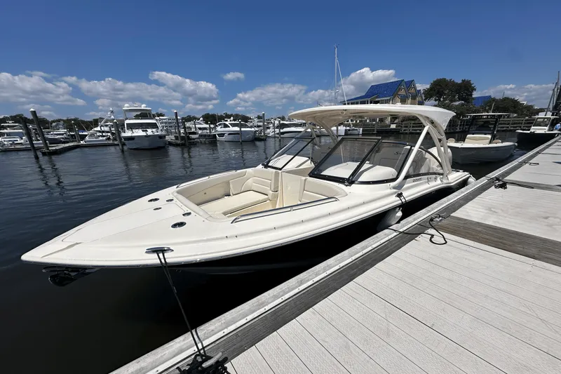 Slide: The Image of Scout 255 Dorado 2025 - 8