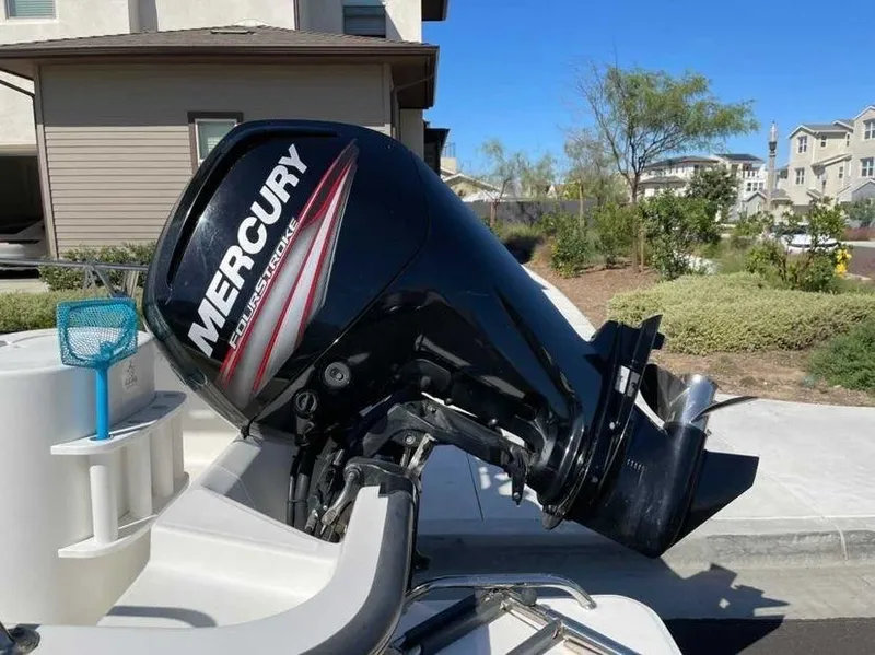 The Image of Boston Whaler 170 Montauk 2015 - 0