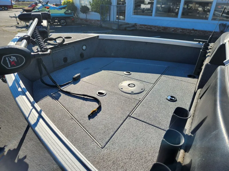 Slide: The Image of Alumacraft Classic 165 Sport 2021 - 6