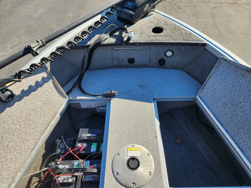 Slide: The Image of Alumacraft Classic 165 Sport 2021 - 9