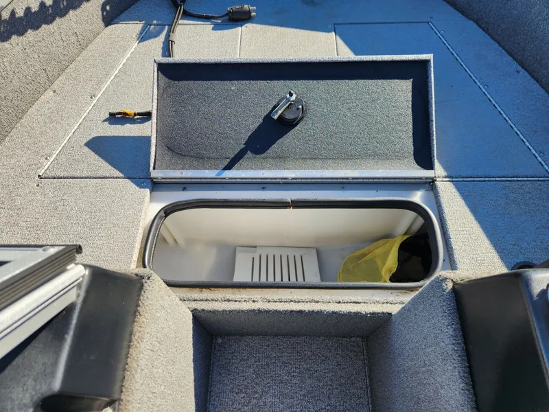 Slide: The Image of Alumacraft Classic 165 Sport 2021 - 8