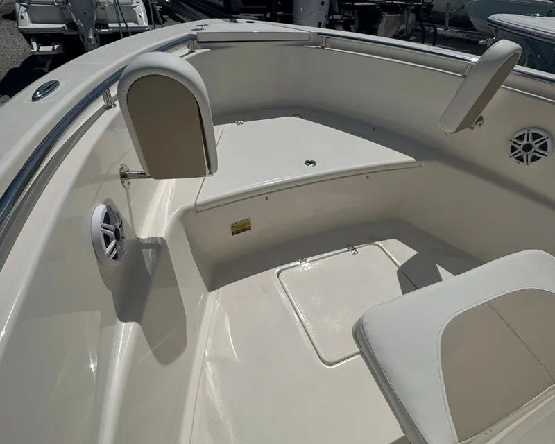 Slide: The Image of Bulls Bay 230CC 2026 - 3