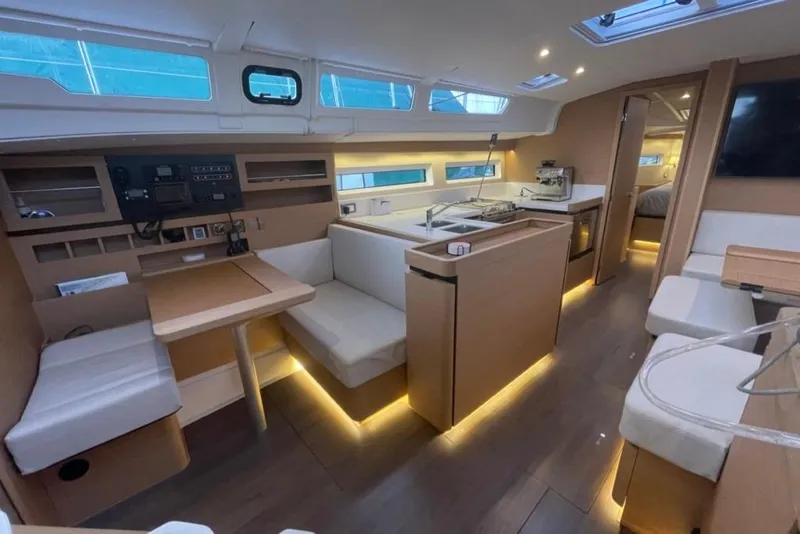 Slide: The Image of Jeanneau Sun Odyssey 490 2022 - 22