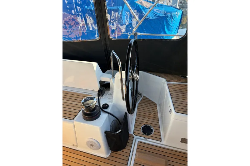 Slide: The Image of Jeanneau Sun Odyssey 490 2022 - 11