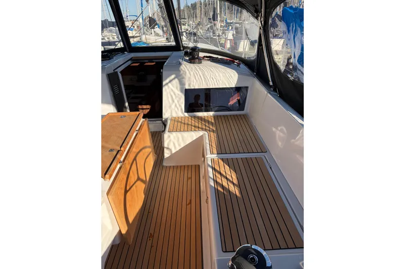 Slide: The Image of Jeanneau Sun Odyssey 490 2022 - 6