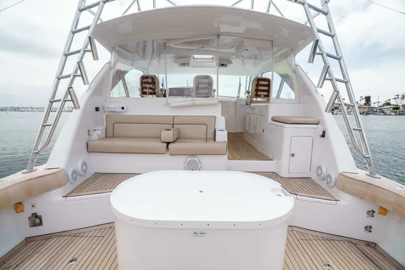Slide: The Image of Hatteras 45 Express Sportfish 2015 - 13