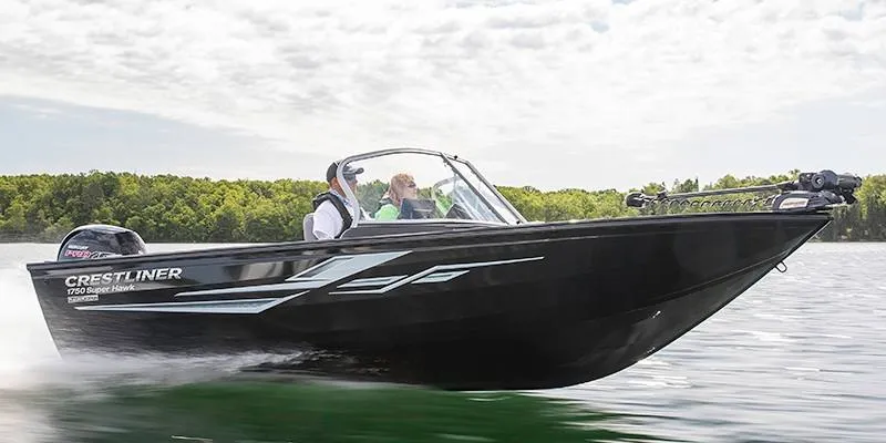 The Image of Crestliner Super Hawk 1750 2025 - undefined