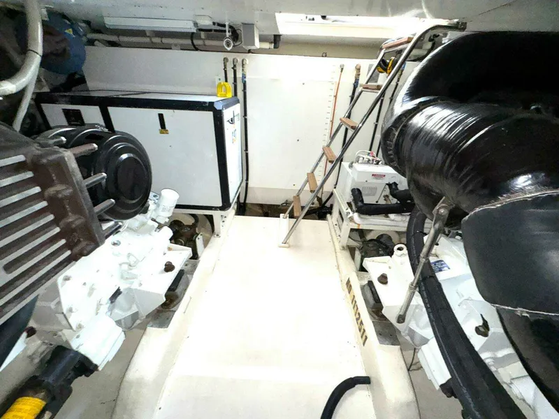 Slide: The Image of Neptunus 62 Flybridge "Aviana Joli" 2005 - 60