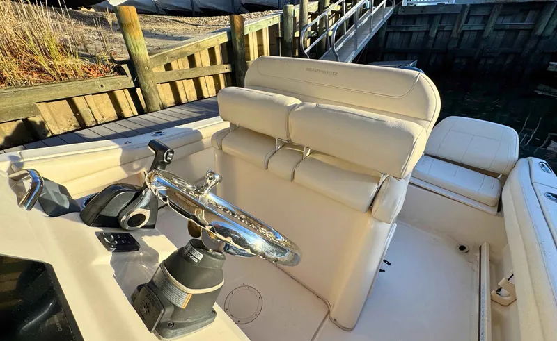 Slide: The Image of Grady White FISHERMAN 216 - 11