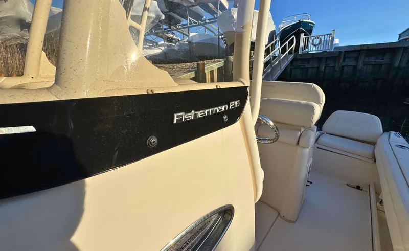 Slide: The Image of Grady White FISHERMAN 216 - 15