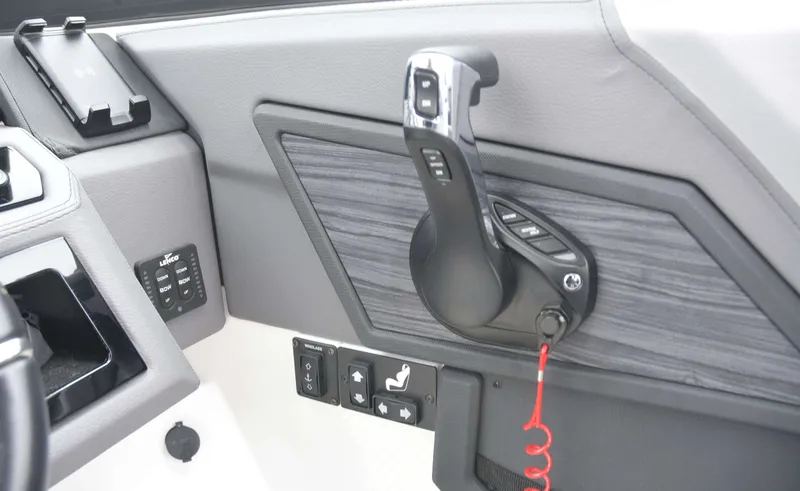 Slide: The Image of Cobalt R6 OB - 15