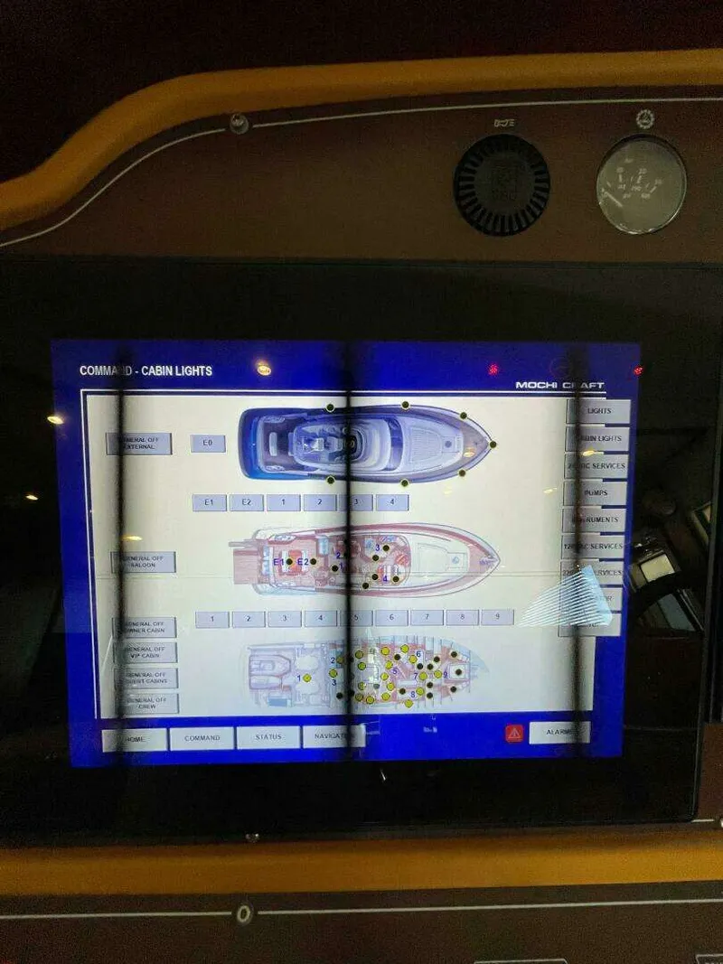 Slide: The Image of Mochi Craft 74' Dolphin "Ce Lu" 2006 - 47