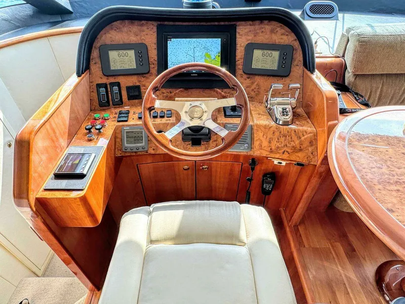 Slide: The Image of Neptunus 62 Flybridge "Aviana Joli" 2005 - 35