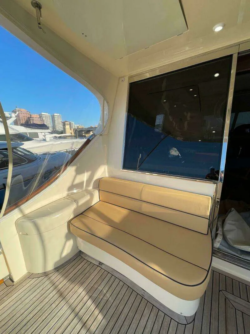 Slide: The Image of Mochi Craft 74' Dolphin "Ce Lu" 2006 - 37