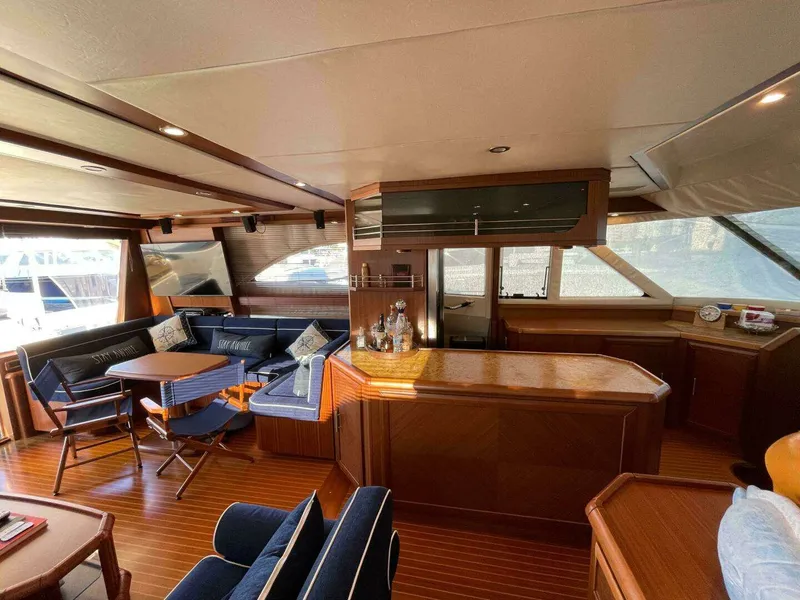 Slide: The Image of Mochi Craft 74' Dolphin "Ce Lu" 2006 - 50