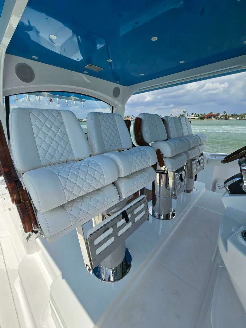 Slide: The Image of HCB 65 Estrella 2024 - 20